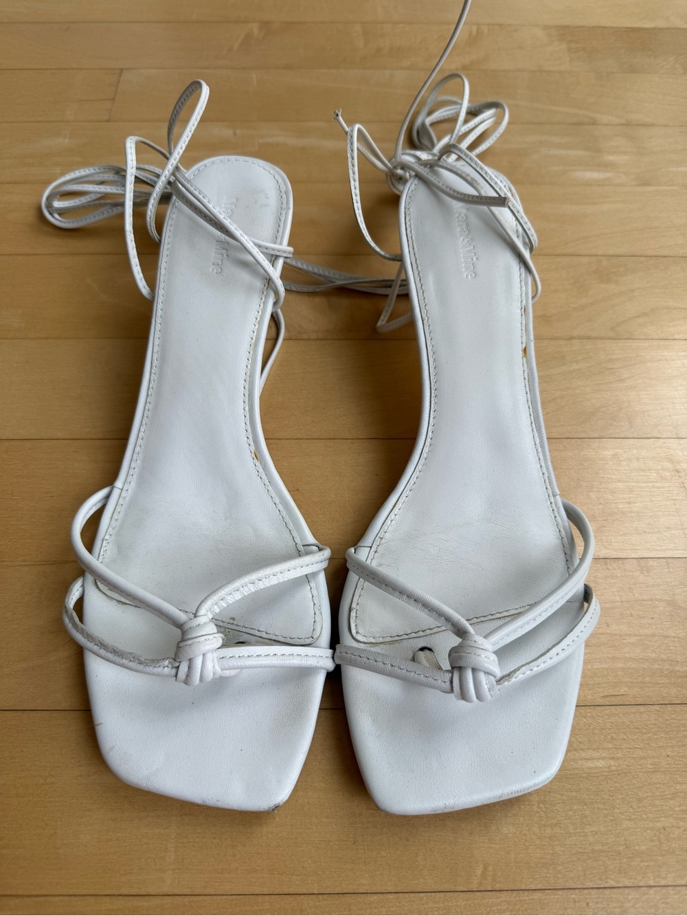 Mara & Mine White Strappy Knot Sandals for Women
